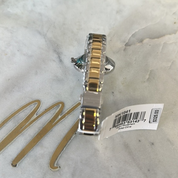 Michael Kors Silver/Gold Watch - Picture 5 of 6